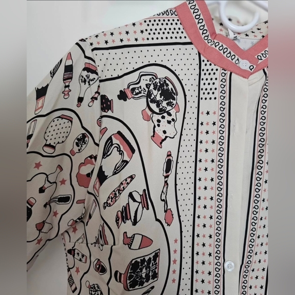 Patterned Button-Up Blouse - Picture 2 of 2